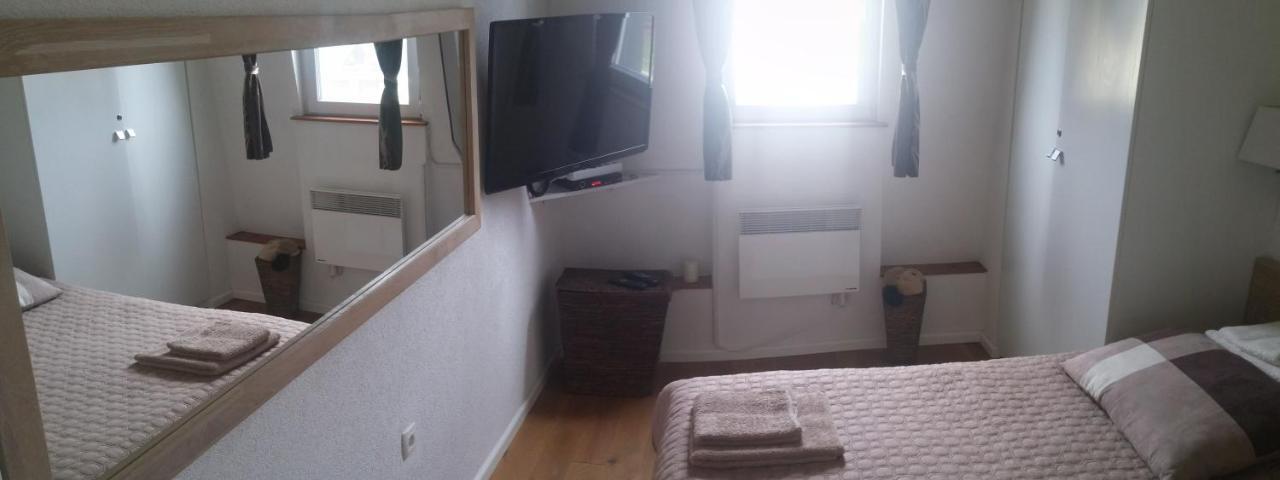 Apartman Ena Vlasic Buitenkant foto
